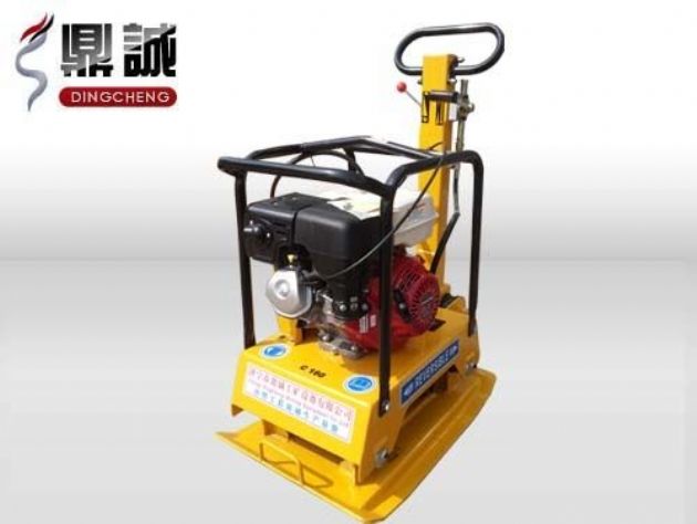 點擊查看詳細(xì)信息<br>標(biāo)題：雙向振動平板夯 閱讀次數(shù)：13673